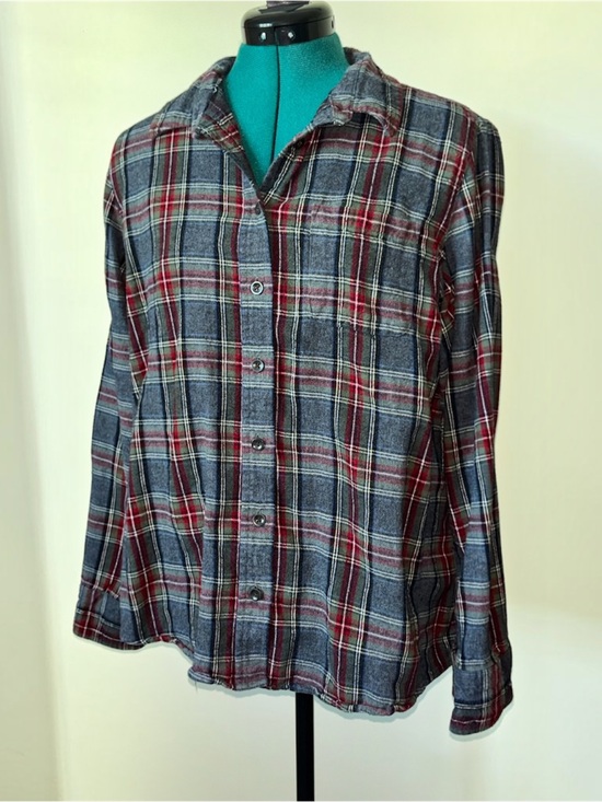 L.L. Bean Tops - L.L.Bean Women’s Slightly Fitted Plaid Flannel Button Down Shirt Large